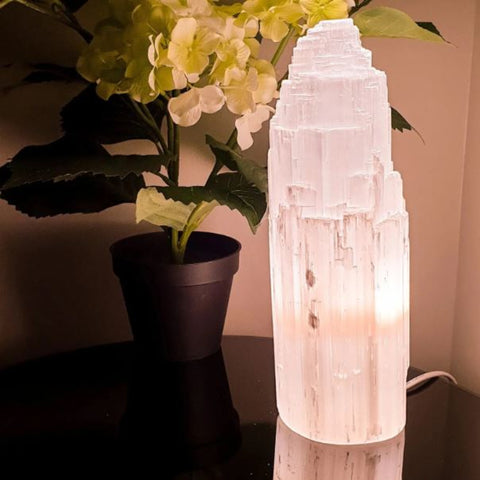 Skyscraper selenite Lamp